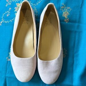 Naturalizer Women's Soft Lilac Loafers